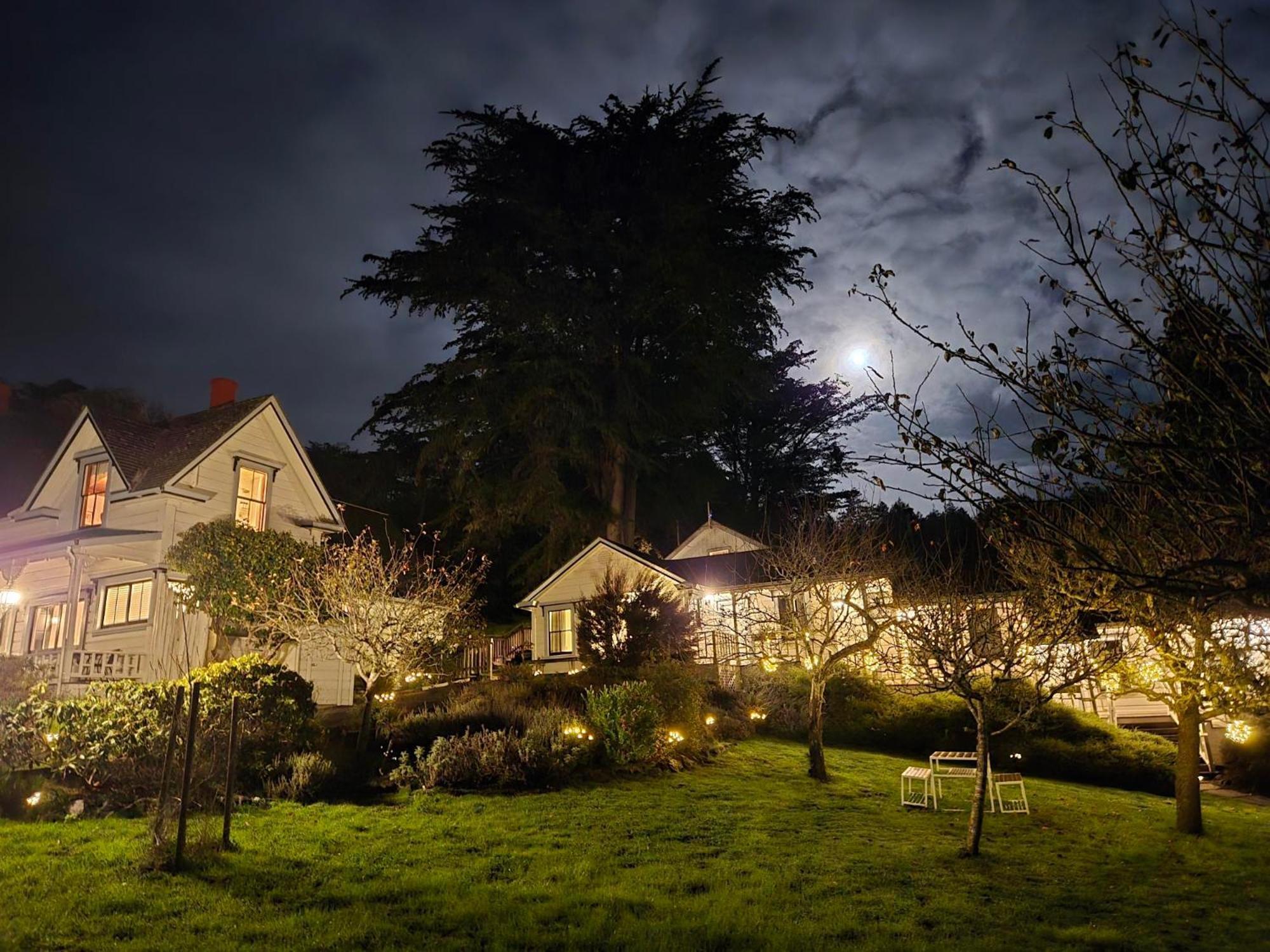Dennen'S Victorian Farmhouse Little River Exteriér fotografie